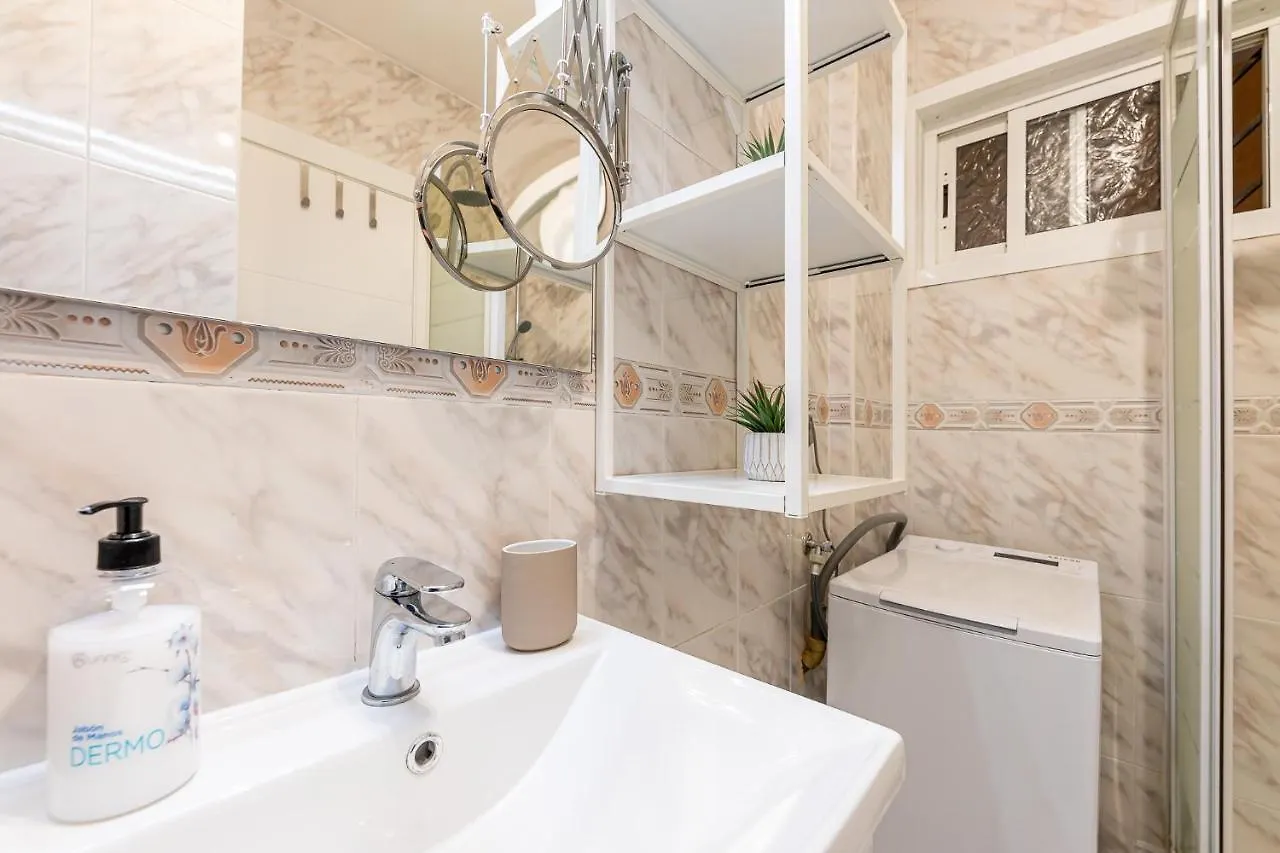 797 Holiday Rentals - Moderno Estudio Para 3 En Aguila Benalmadena